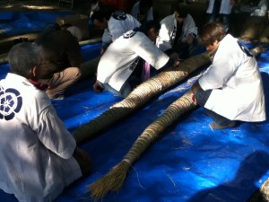 建穂神社でのしめ縄作り